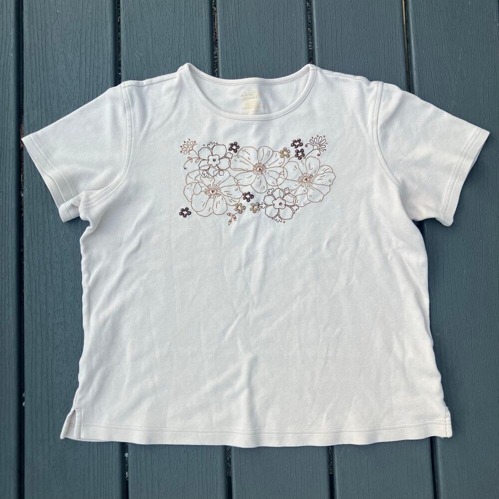 Beige floral embroidered shirt, bohemian boho chic fairycore Y2K cottagecore